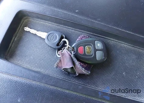 2008 Chevrolet Tahoe Ls z USA, uszkodzony, nr VIN 1GNFC13C18R135841